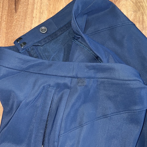 Lululemon on the move pants - Picture 5 of 6